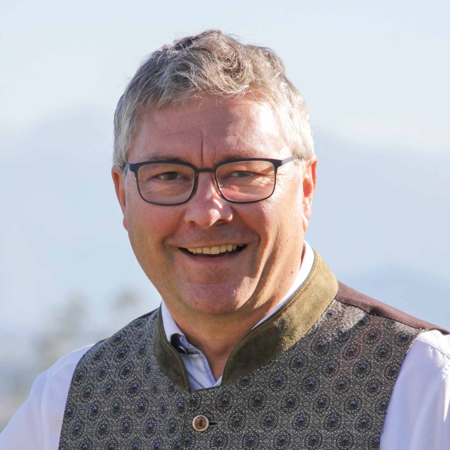 MANFRED ETTINGER - Geschäftsführer Garten Wolfsegg GmbH
